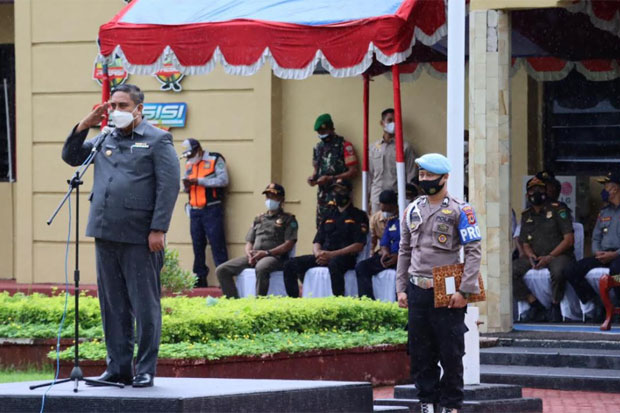 Bupati Maros Pimpin...