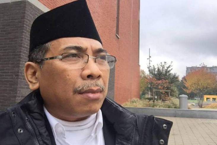 Profil KH Yahya Cholil...