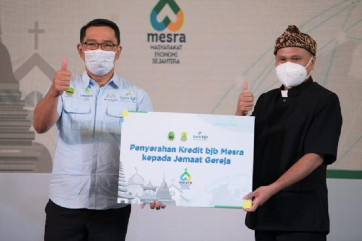 Sambut Misa Natal, Ridwan...