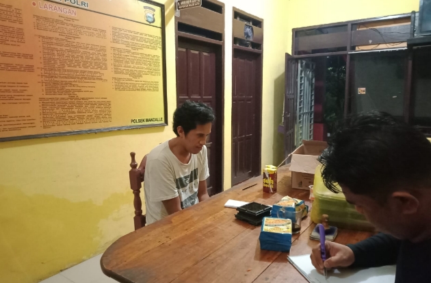 Hitungan Jam, Polisi...