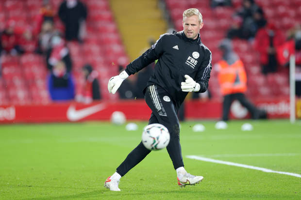 Kiper Liga Inggris Keluhkan...