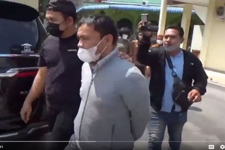 Pelaku yang Viral Pukul...