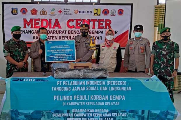 Pelindo Salurkan Bantuan...
