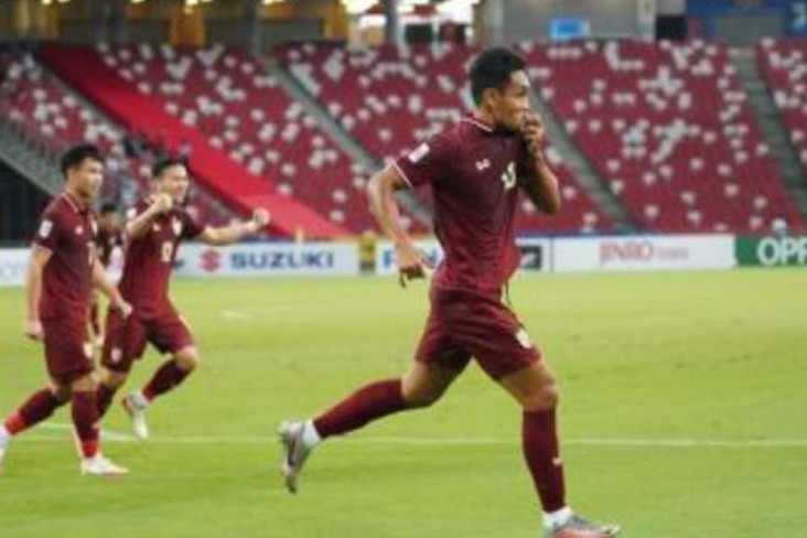 Awas, Teerasil Dangda...