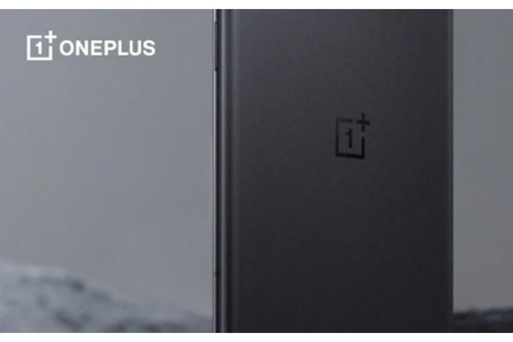 OnePlus 10 Pro Resmi...