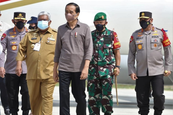 Jokowi Minta Kepala...