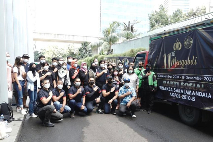 Bantu Masyarakat Terdampak...