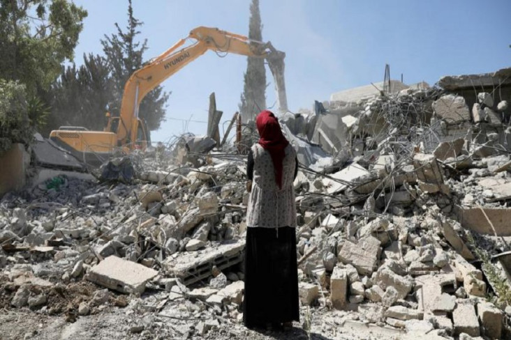 Israel Hancurkan 10...