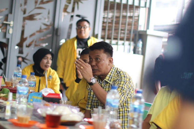 Golkar Makassar Sasar...
