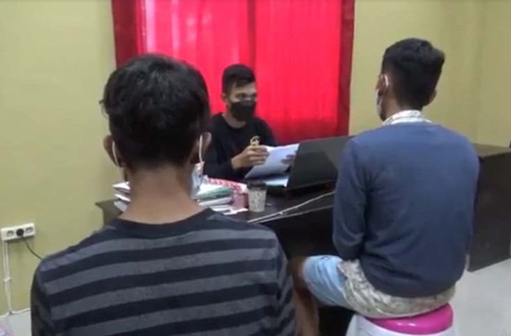 Diajak Pesta Miras hingga...