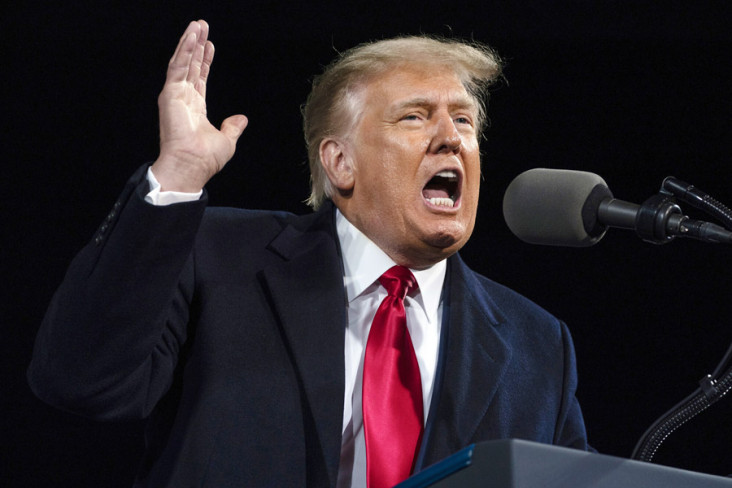 Donald Trump Tuding...