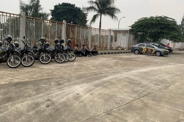 Jokowi Nonton Langsung...