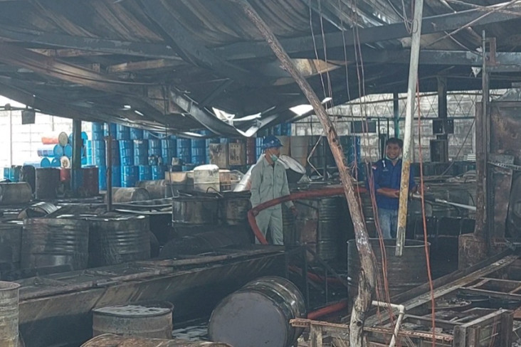 Kerugian Kebakaran Gudang...