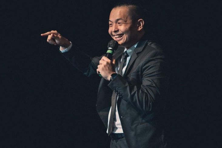 Ini Alasan Ernest Prakasa...