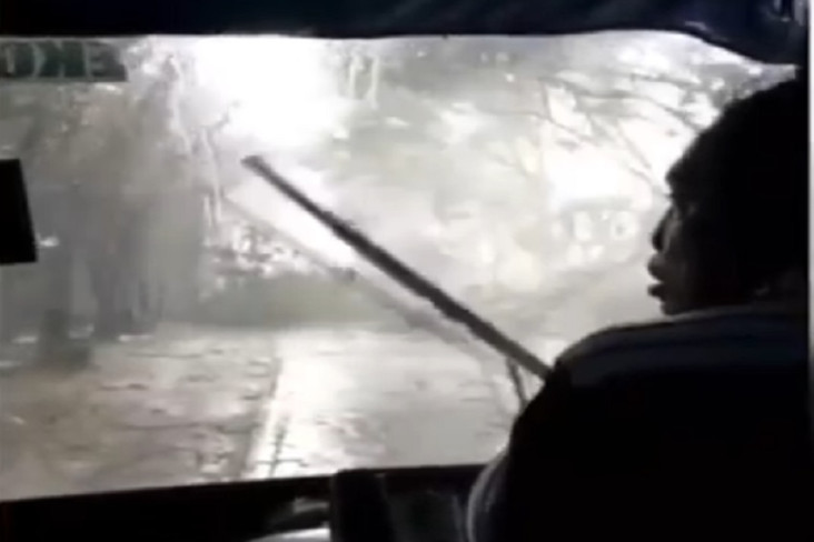 Viral! Penumpang Bus...