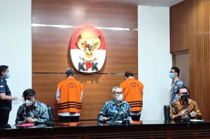 Cukai Rokok dan Minol,...