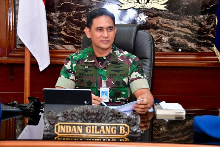 TNI AU Tahan Serka S...
