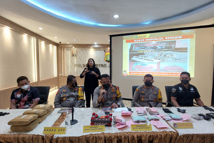 Sepanjang 2021, Ada...