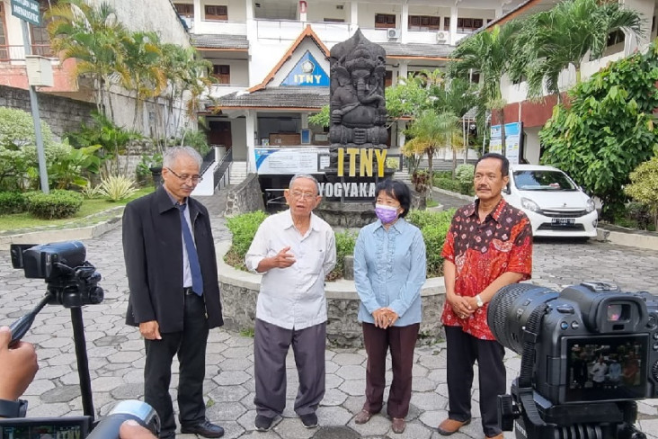 ITNY, Kampus Penghasil...