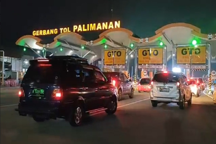 Jelang Tahun 2022 Tol...