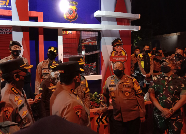 Polisi dan Prajurit...