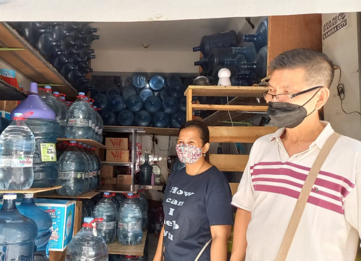 Pasutri Korban PHK Ini...