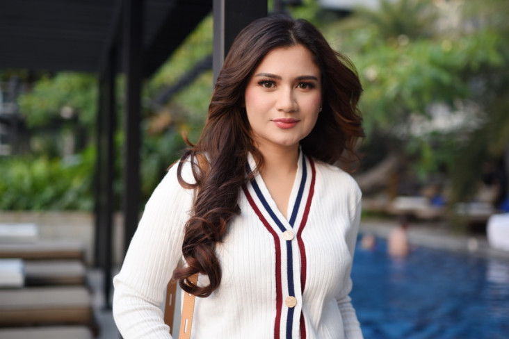 Presenter Cantik Ini...