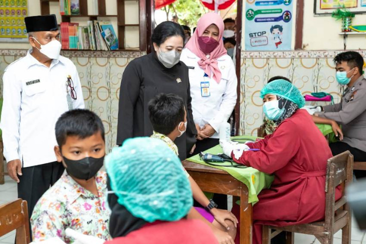 Percepat Vaksinasi Anak,...
