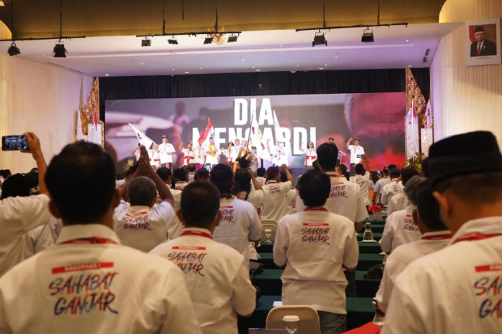 Gelar Rakernas I, Sahabat...
