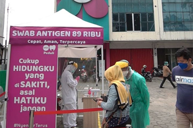Berkontribusi Tekan...