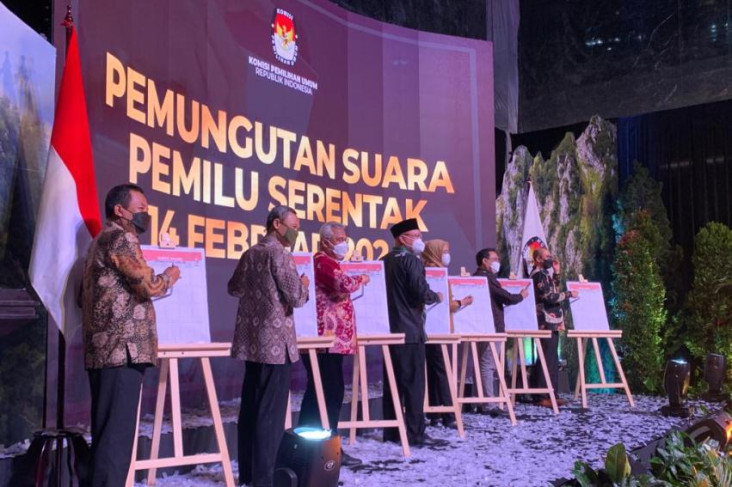 Umumkan Jadwal Pemilu...