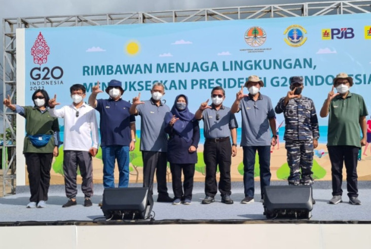 KLHK: Aksi Bersih Pantai...