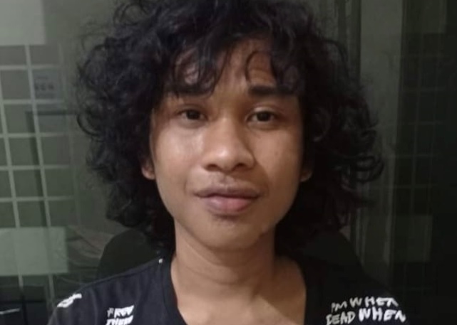 Emon si Begal Payudara...
