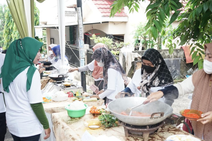 Teman Sandi Gelar Lomba...