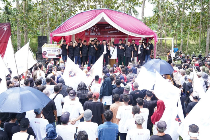 Relawan Gelar Apel Akbar,...