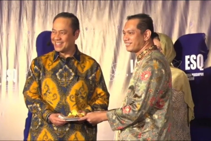 Bentuk Karakter Bangsa,...