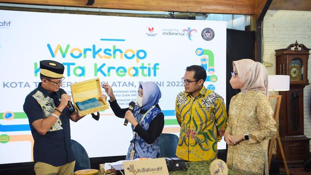 Sandiaga Kagum UMKM...