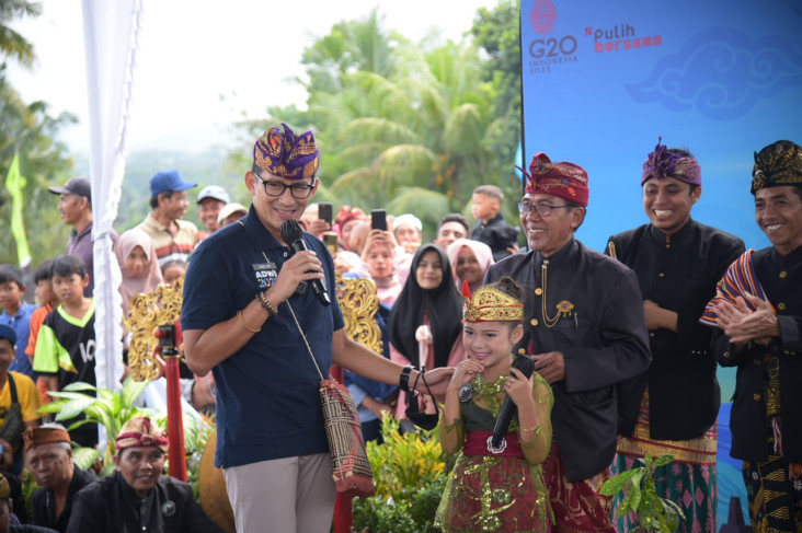 Sandiaga Uno Beri Dukungan...