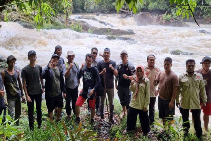 Sektor Pariwisata di...