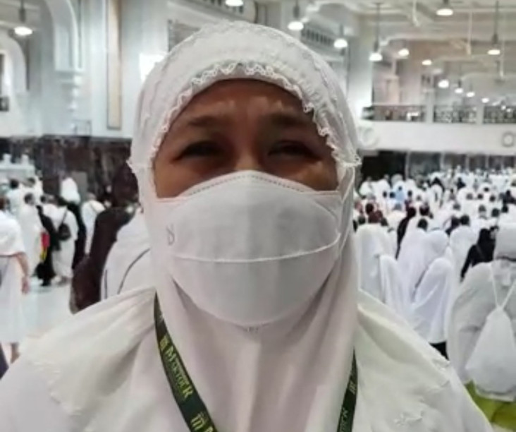 Dari Mekah Gubernur...