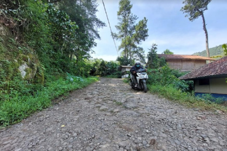 Warga di Perbatasan...