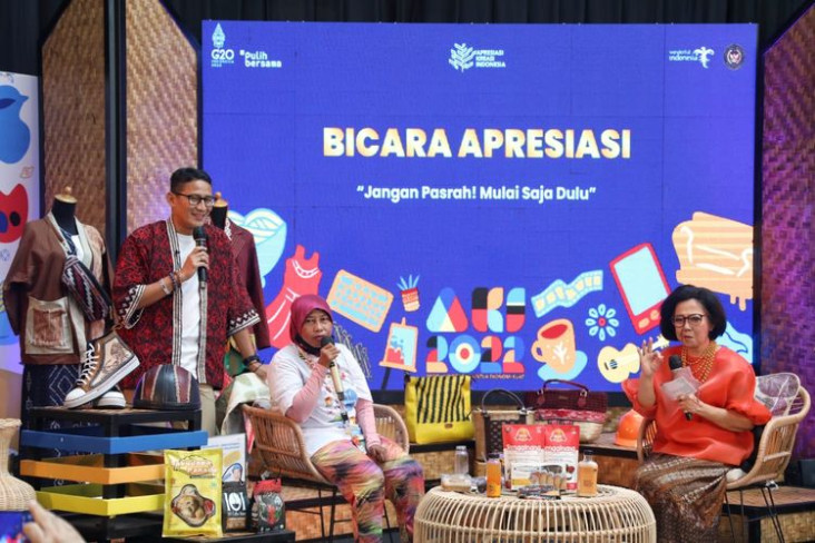 Sandiaga Beri Semangat...