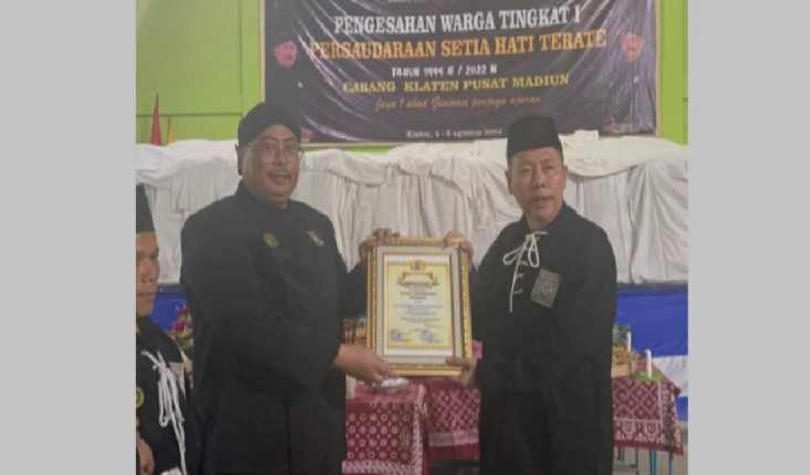 Diangkat Jadi Warga...