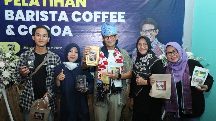 Sandiaga Uno Ajak Warga...