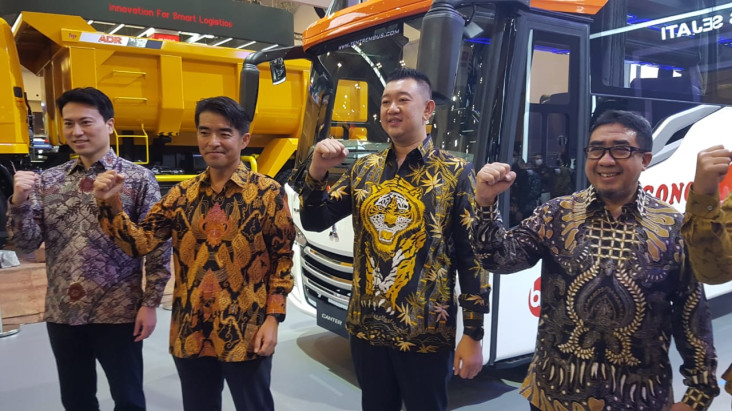 Mitsubishi FUSO Bawa...
