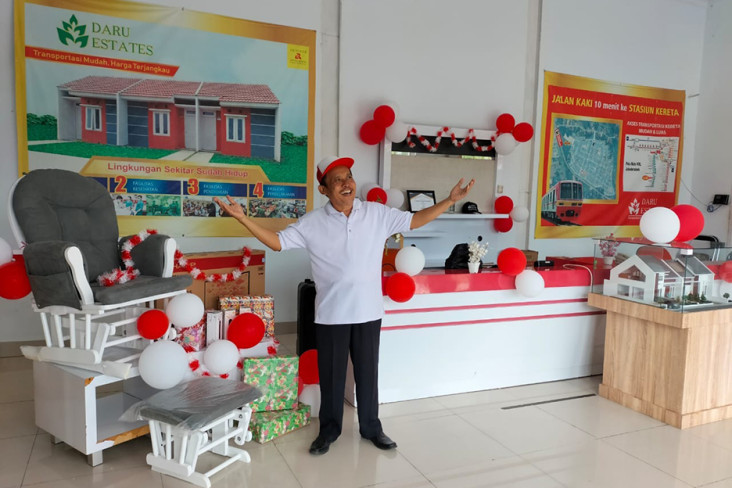 Pengembang Hadirkan...