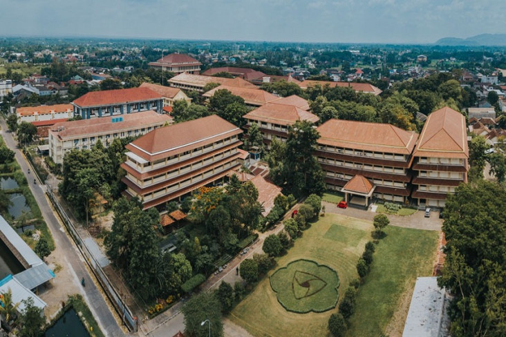 Prodi Mekantronika Universitas...