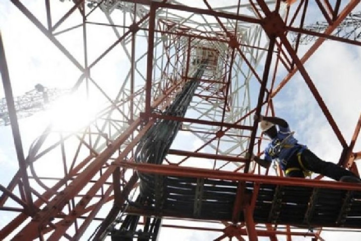 Konsolidasi Tower Telkom...