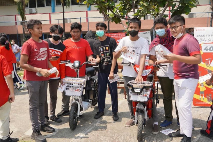 Edukasi dan Ajak Anak...