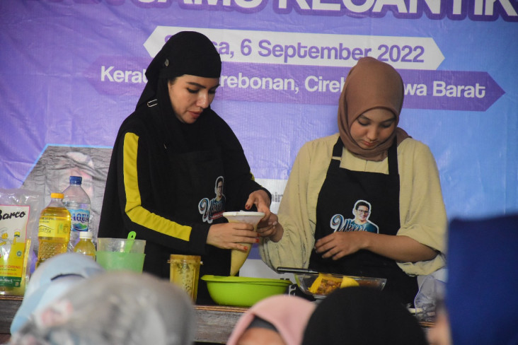 Relawan Sandiaga Uno...